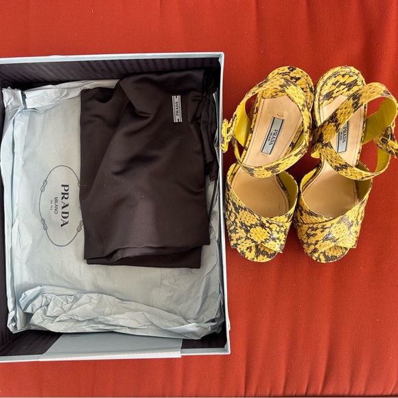 Vintage Prada Python Platform Sandal - Picture 4 of 8